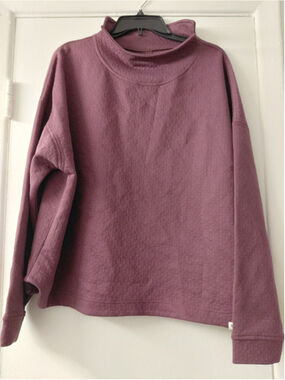 Liv Outdoors Ladies Kaya Mock Neck Quilted Plum Sweatshirt Activewear Casual XL